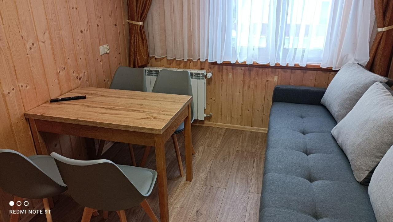 Pokoje Goscinne Anna Bukowska Homestay *